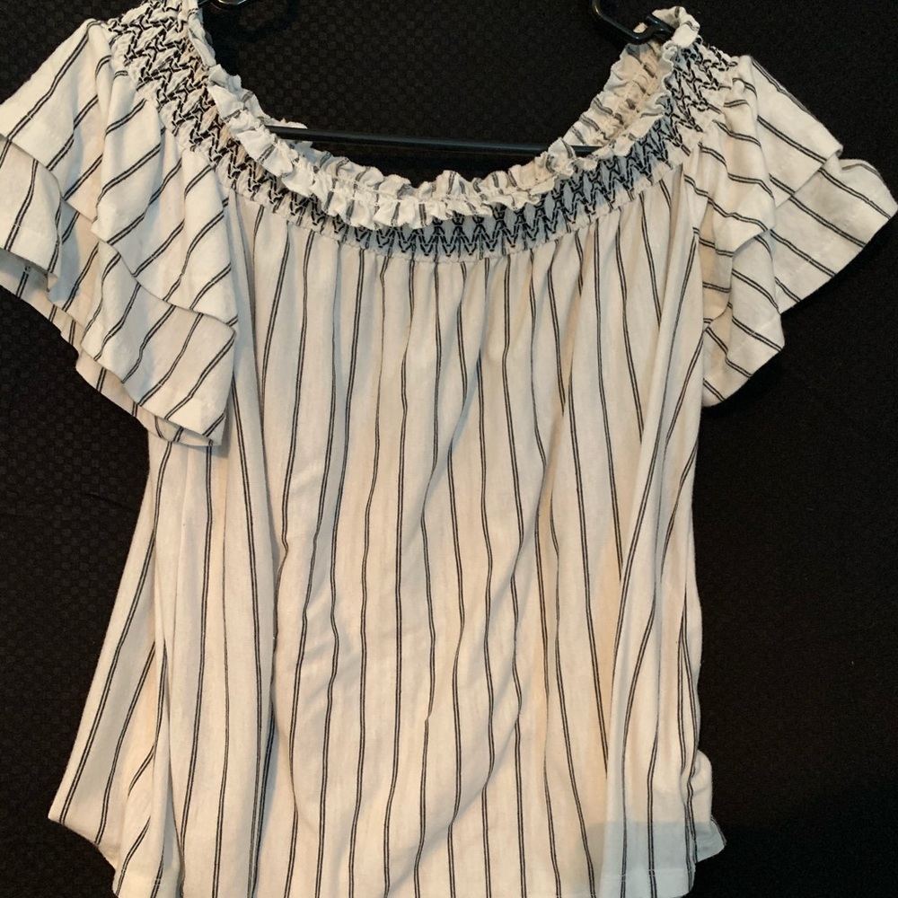 Off shoulders top